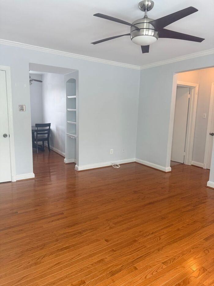 1814 W Abingdon Dr #202 - Photo 3 of 8