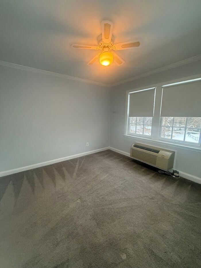 1814 W Abingdon Dr #202 - Photo 7 of 8