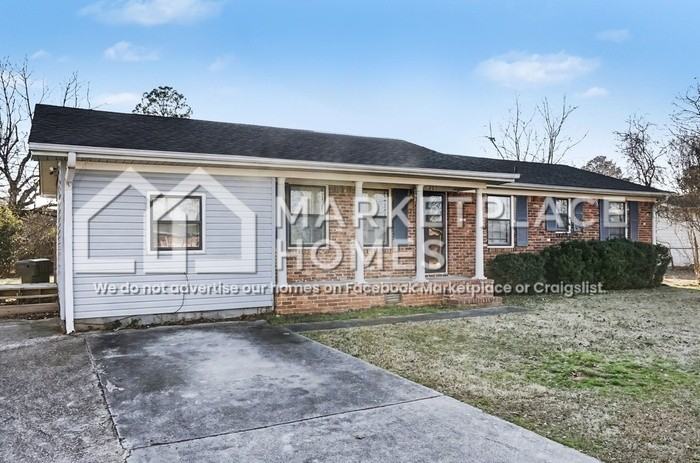 201 Larkwood Dr Sw - Photo 2 of 23