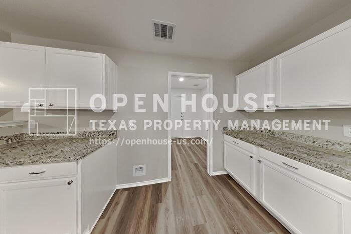 1704 Village Park Ct - Photo 7 of 22