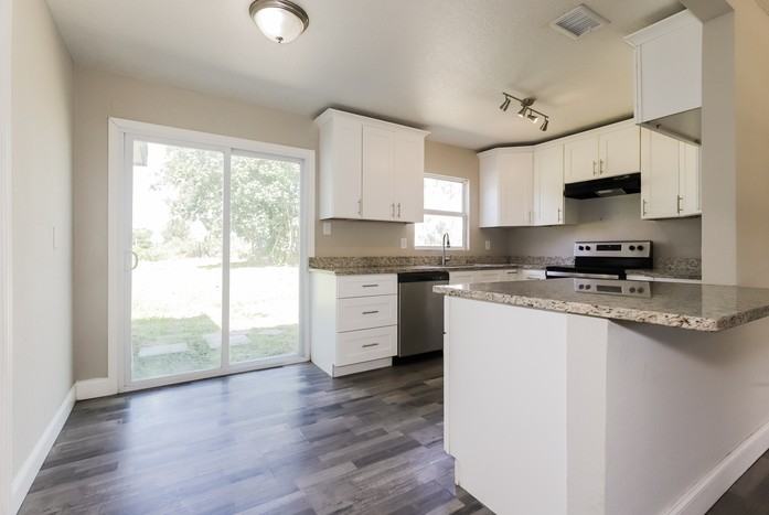 147 Nw 10th Dr - Photo 7 of 16