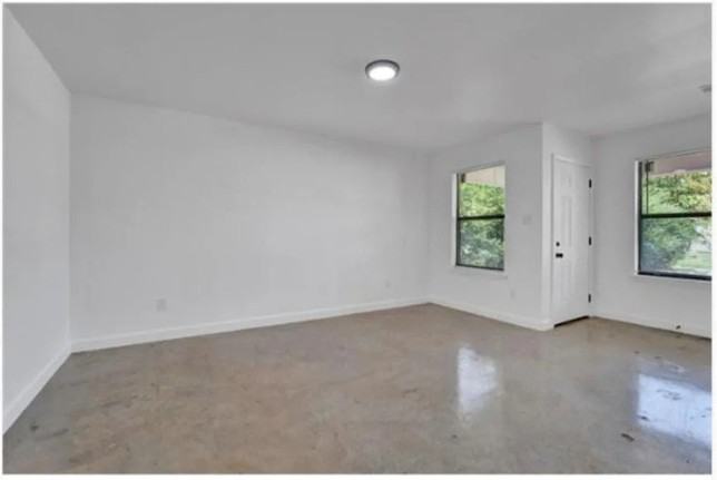 3116 Pacific Ave - Photo 2 of 4