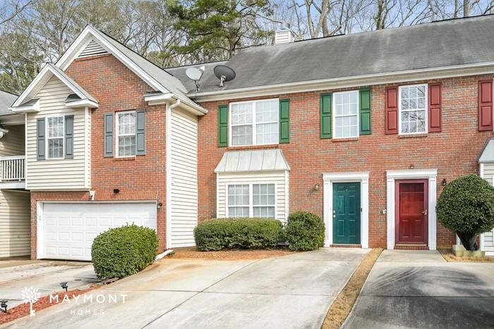 2040 Manhattan Pkwy - Photo 5 of 17