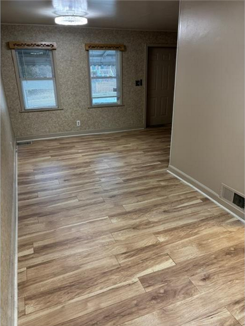 5242 Patrick Henry Dr - Photo 2 of 23