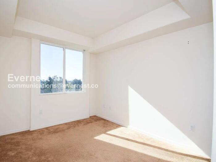 1101 S Main St #435 - Photo 3 of 12