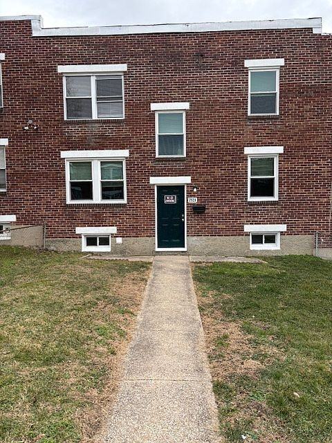 7521 Lange St #1 - Photo 2 of 20