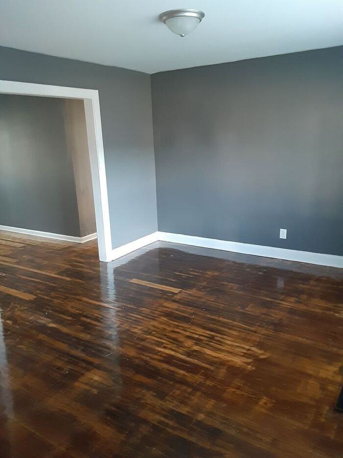 613 S 44th St - Photo 2 of 14