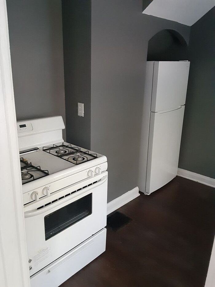 613 S 44th St - Photo 6 of 14