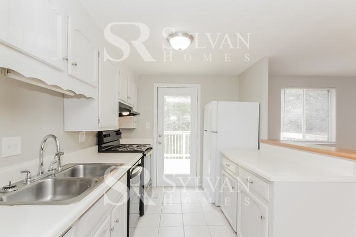 2122 Kingstree Cir - Photo 7 of 16