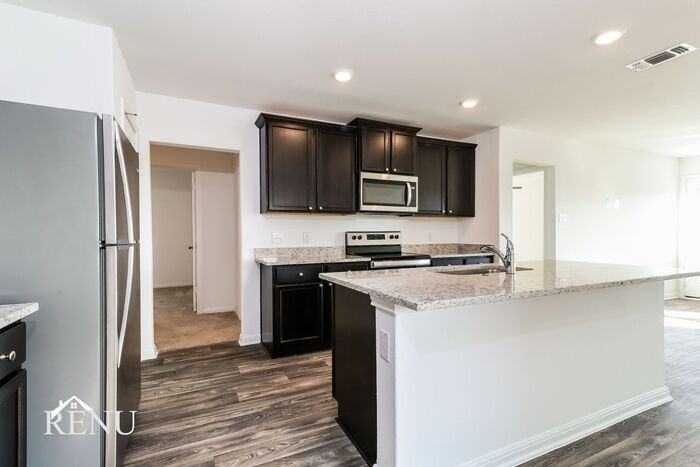 17033 Dusty Boots Ln - Photo 3 of 24