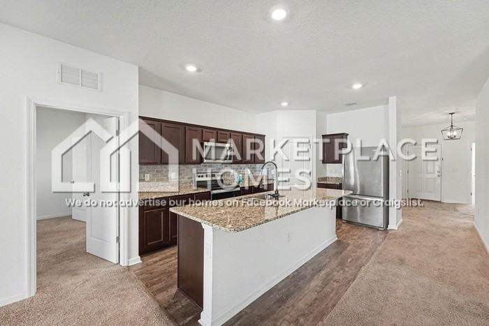 1305 Anchor Bend Dr - Photo 6 of 23