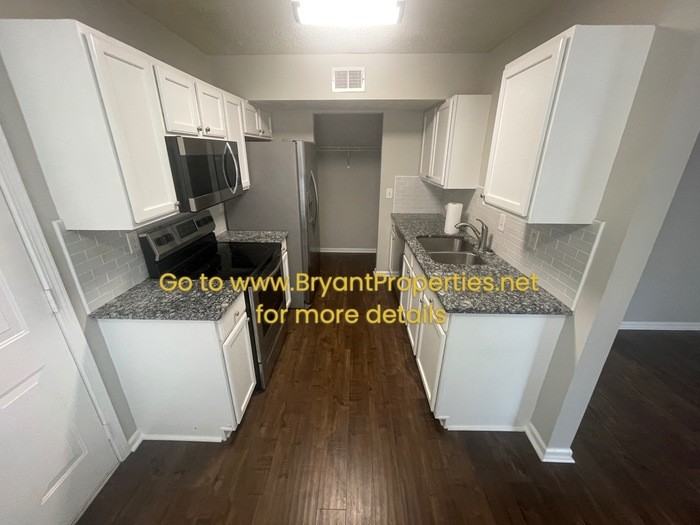 128 Walton Village Dr - Photo 4 of 17