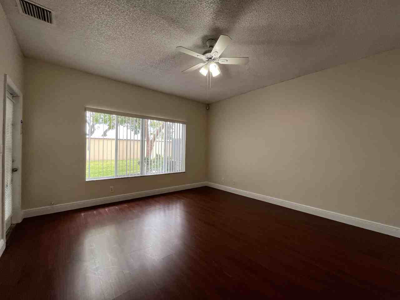 4259 Sw 10th Ct #447 - Photo 6 of 20