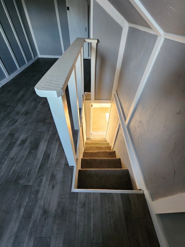 1121 E Beverly St #1 - Photo 6 of 15