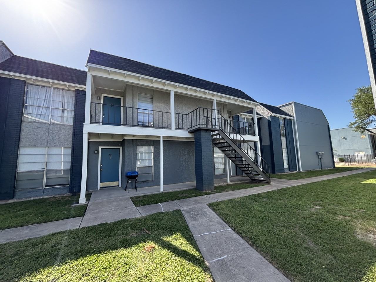 1809 W Schunior St #0612