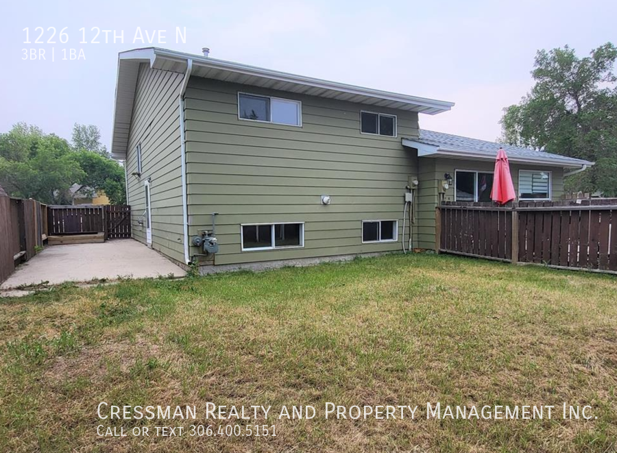 1226 12th Ave N - Photo 5 of 5