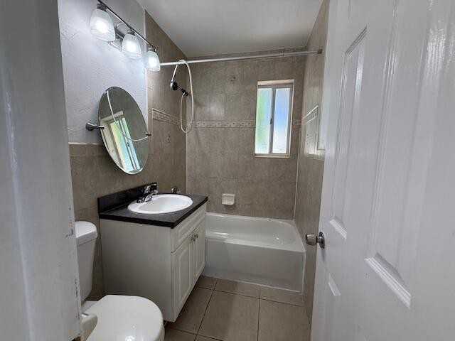 401 Metcalf Ct #401 - Photo 2 of 19