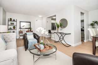 955 Warwick Crt. - Photo 1 of 1