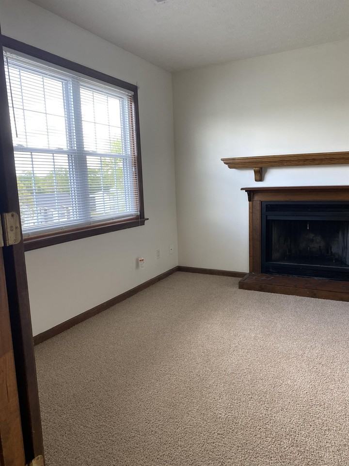 1141 Homestead Garden Ct #37 - Photo 5 of 15