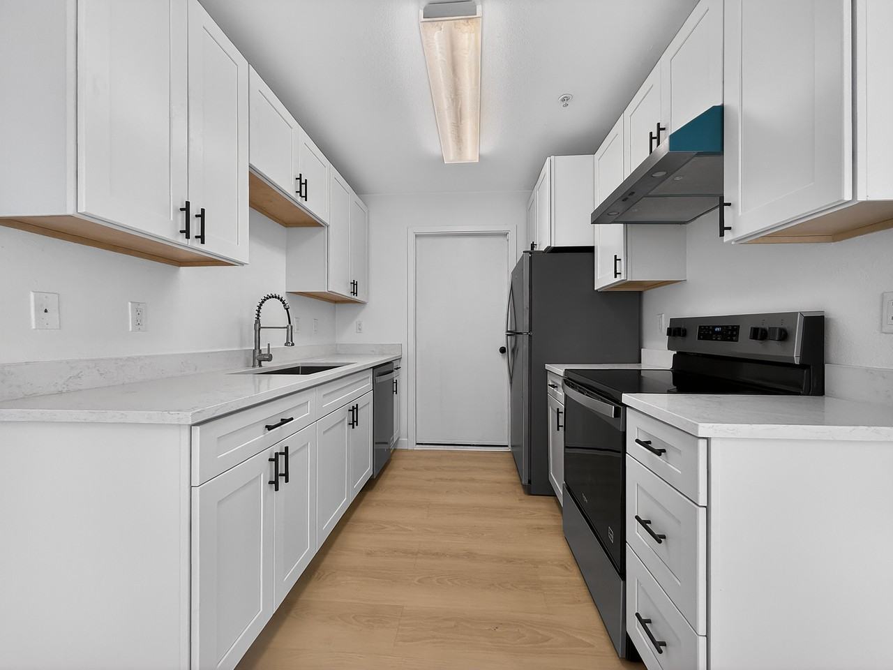 7434 Beverly Ln #B - Photo 3 of 25