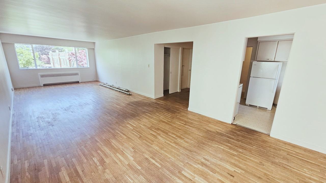 Conn Lodge - Photo 2 of 9