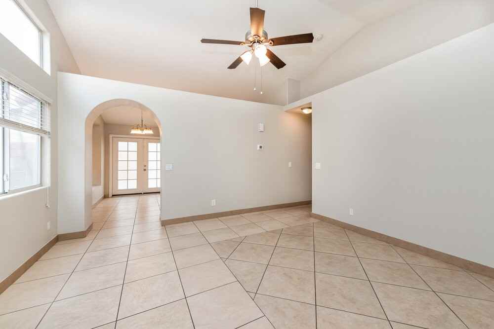 1532 Helen Belle Dr - Photo 3 of 16