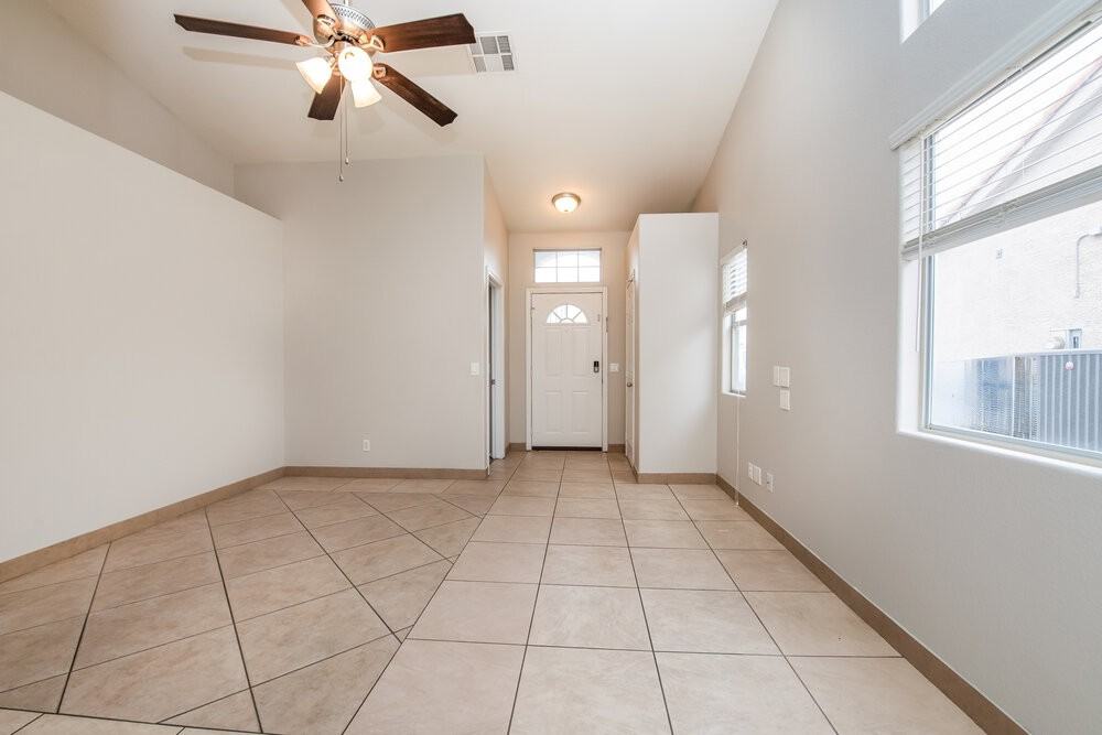 1532 Helen Belle Dr - Photo 4 of 16