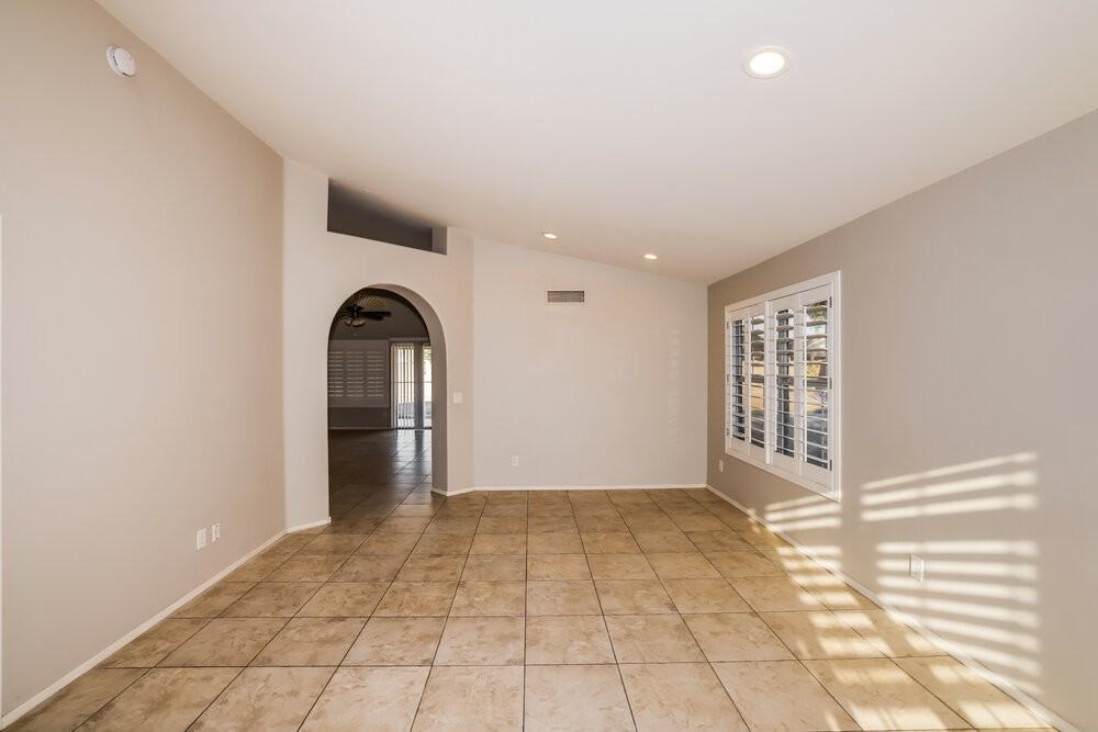 20706 N 98th Ln - Photo 4 of 16