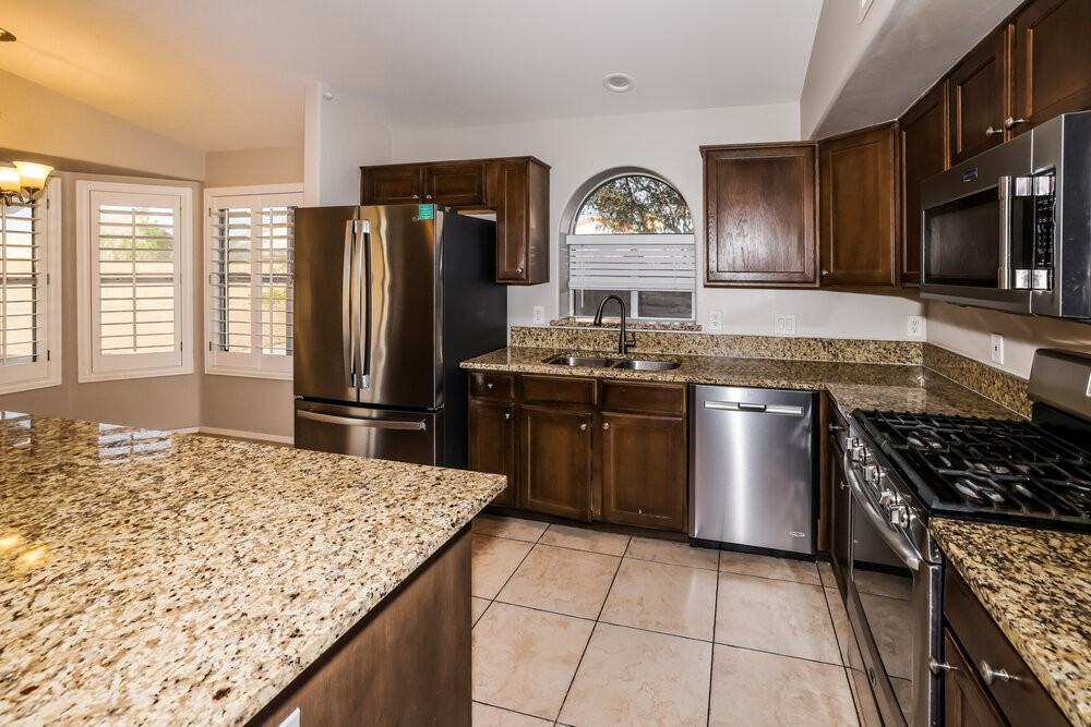 20706 N 98th Ln - Photo 7 of 16