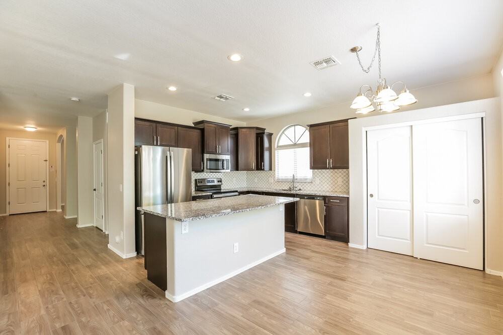 3638 E Flamingo Way - Photo 7 of 17