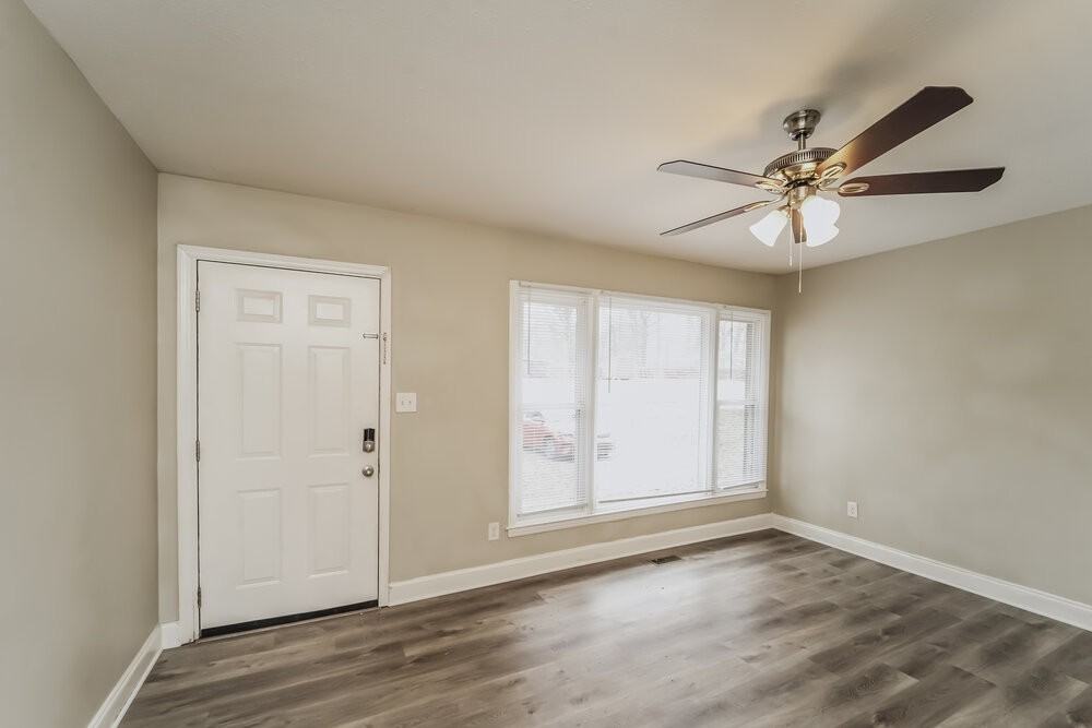 1100 Bilmark Ave - Photo 5 of 16