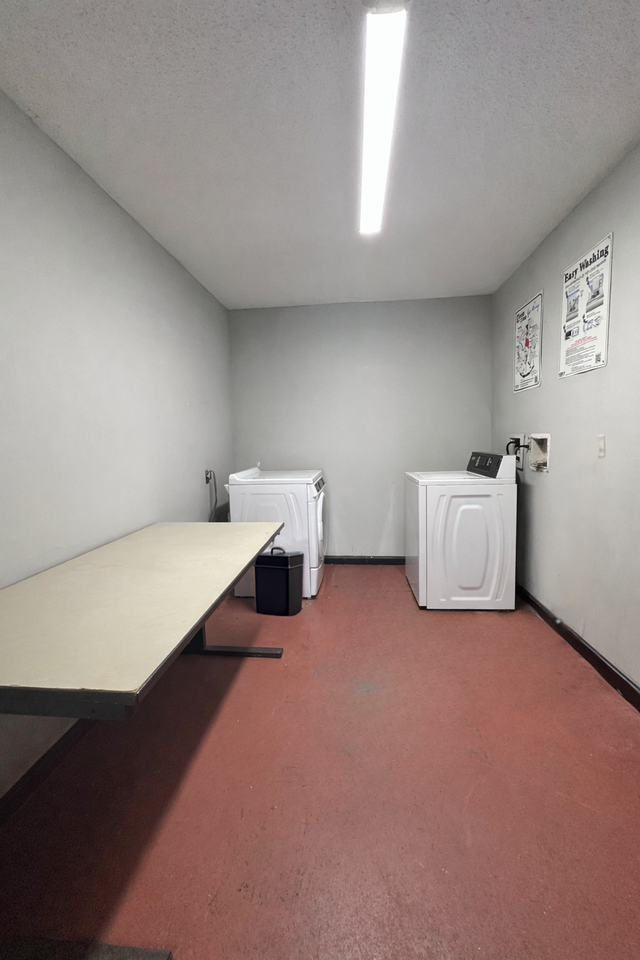 Park Place West and Park Place South Apartments - Photo 5 of 11