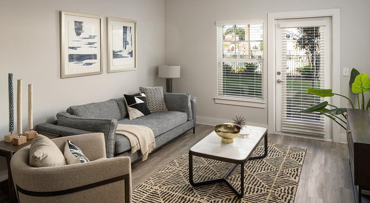 The Hudson - Photo 5 of 32