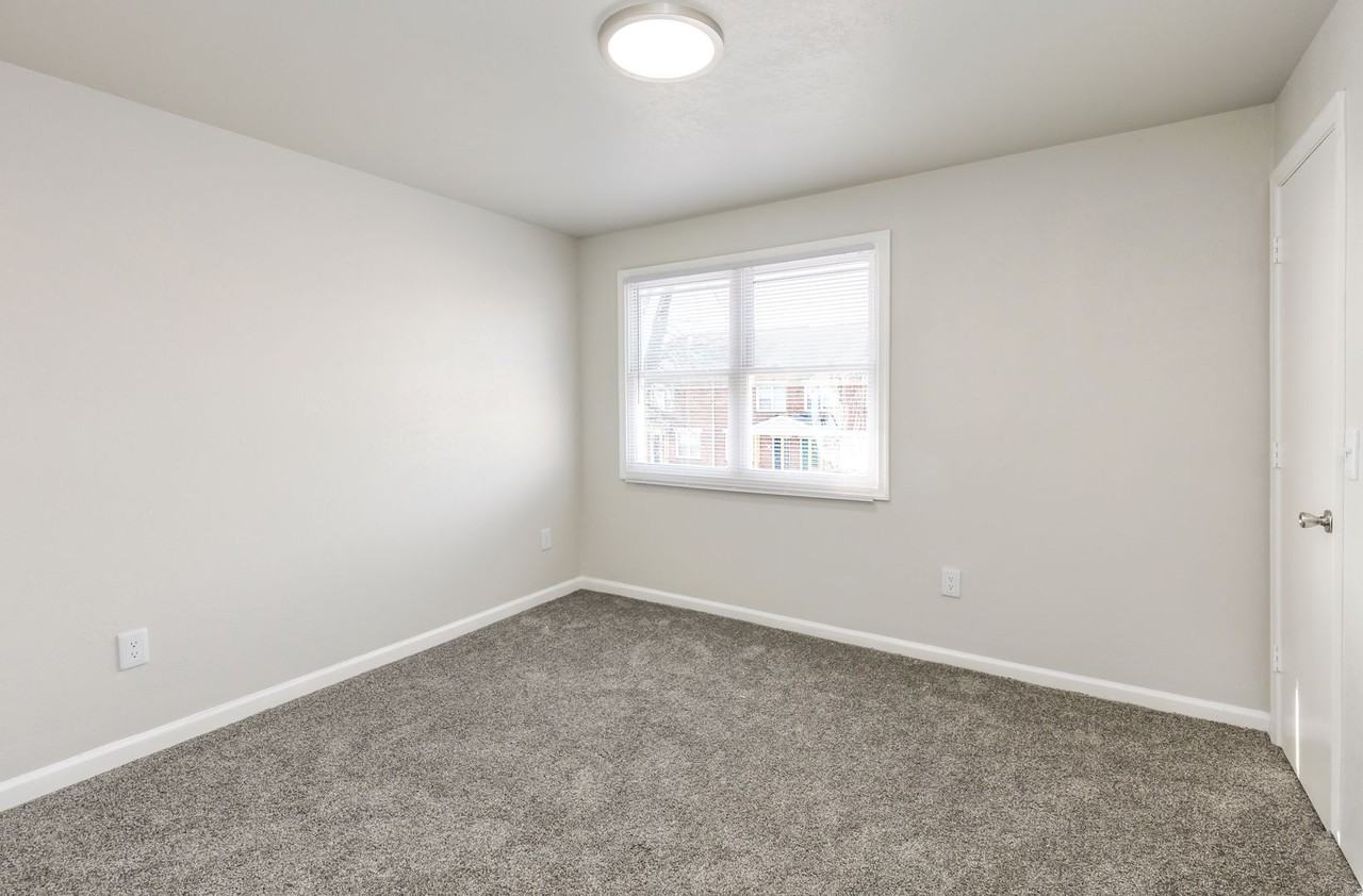 Seven Oaks Apartments - Photo 5 of 20