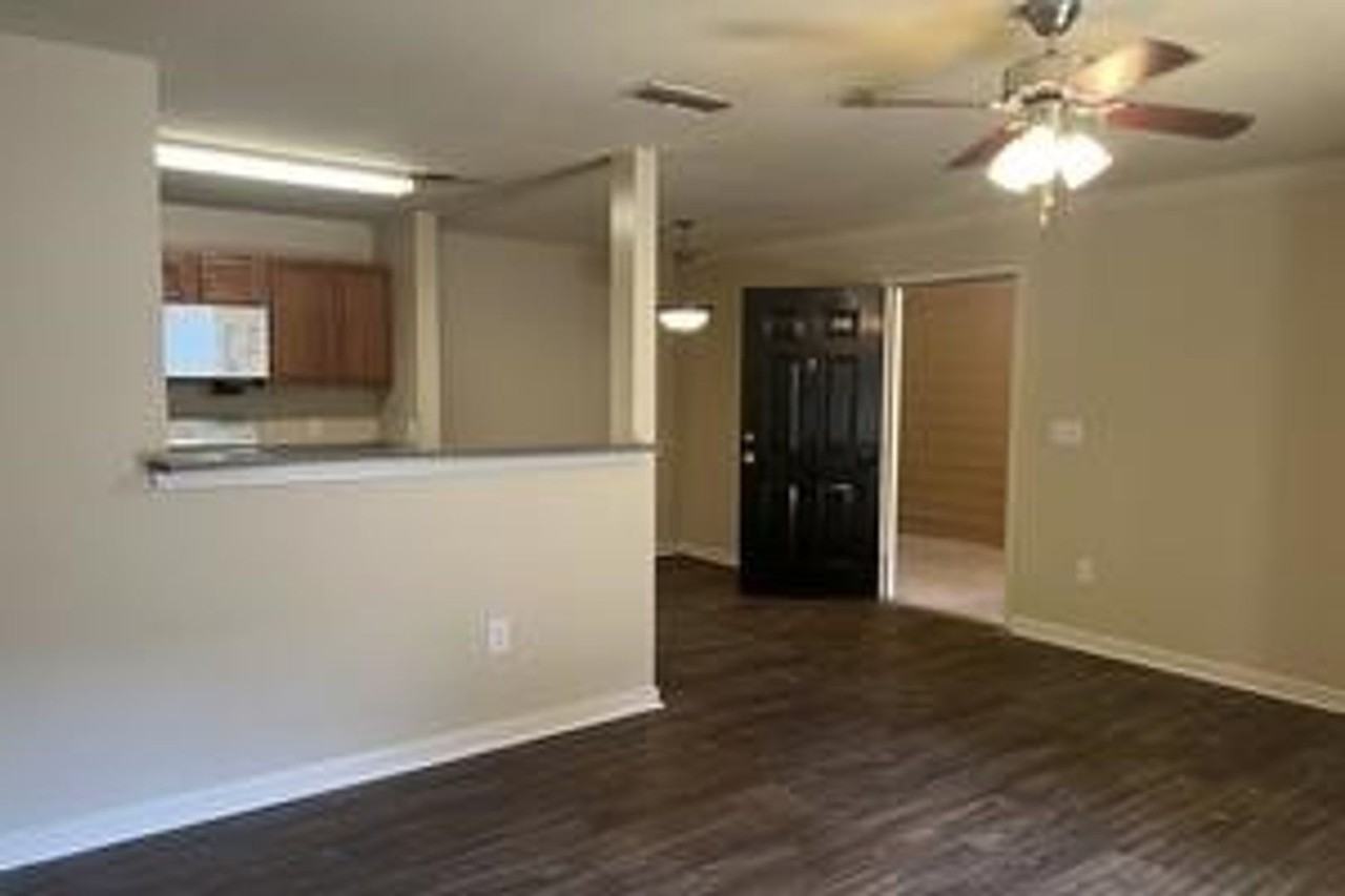 THE WOODS AT WALKER PARK - Photo 2 of 5