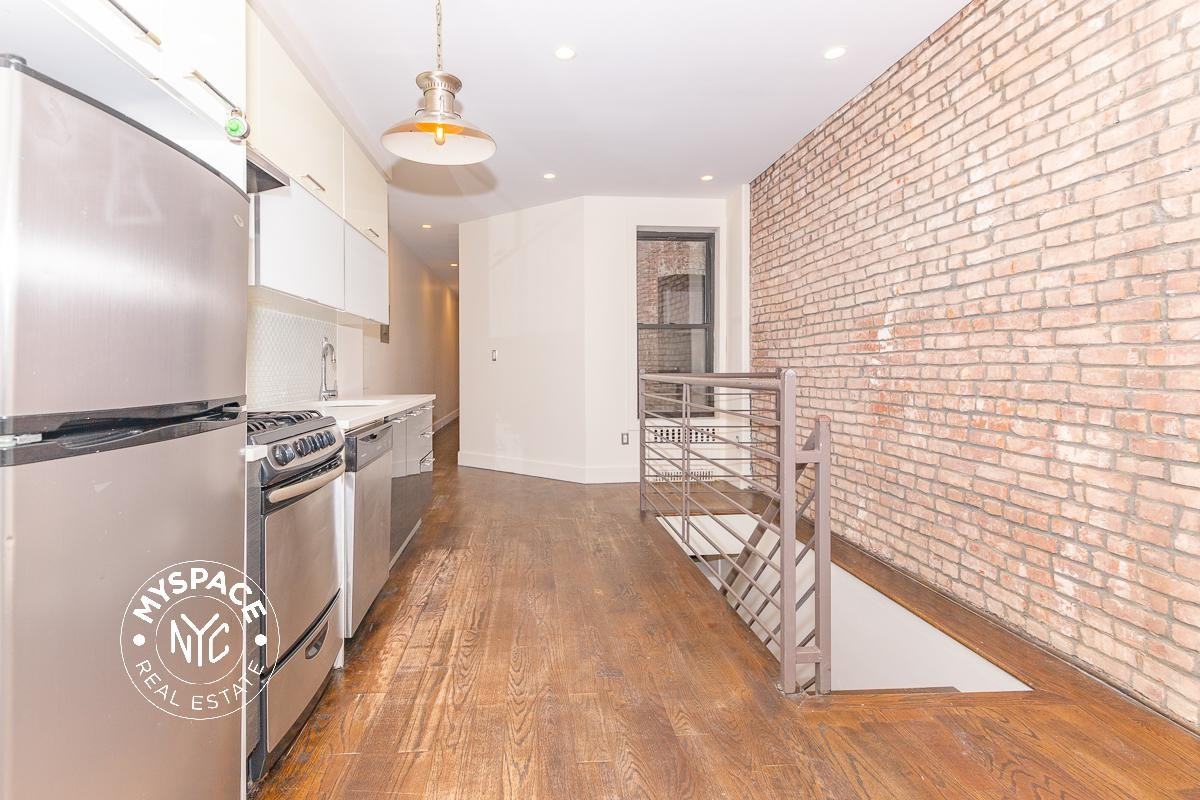 153 Starr St #1L - Photo 2 of 16