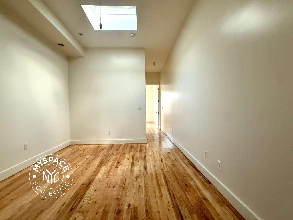 168 Cooper St #3L - Photo 6 of 12