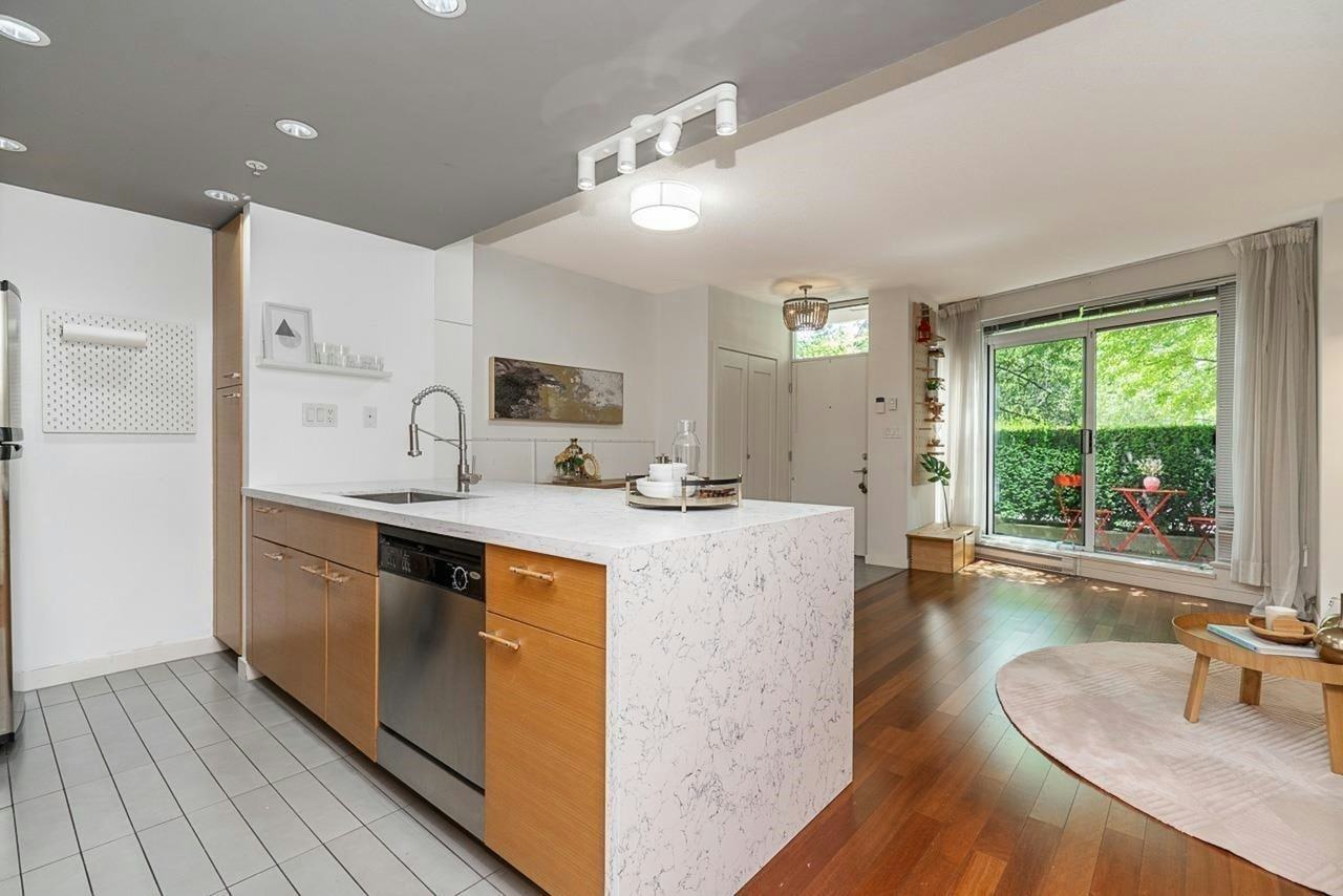 980 Cooperage Way - Photo 2 of 44