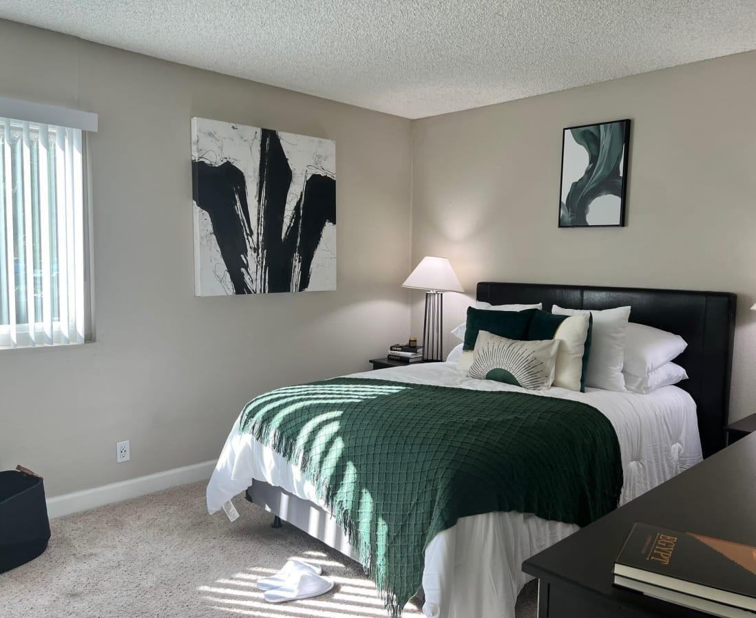 1481 Exposition Blvd - Photo 3 of 39