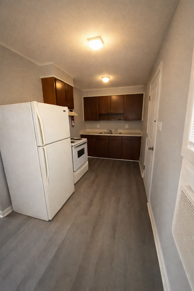 Mill Gardens Apts - Photo 5 of 23