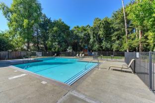 6205 Riverside Blvd - Photo 1 of 1