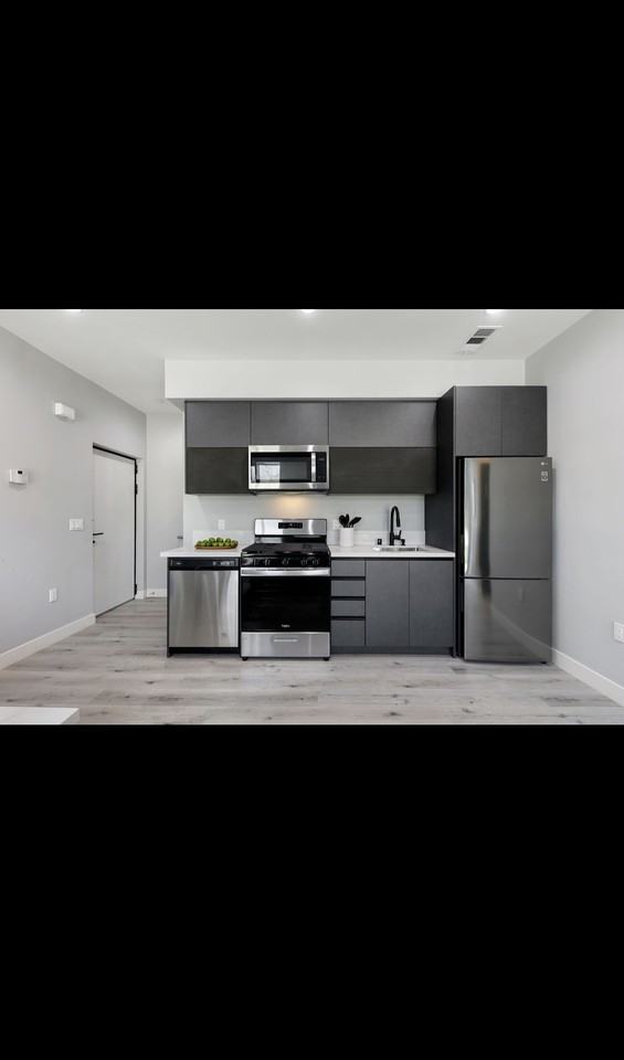 13615 Fellows Avenue - Photo 5 of 13