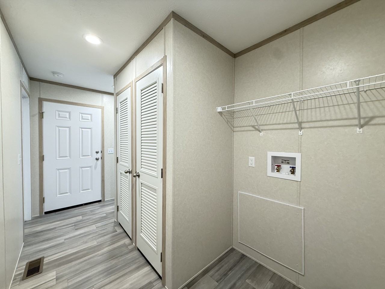 29773 W Deerfield Ct #124 - Photo 5 of 19