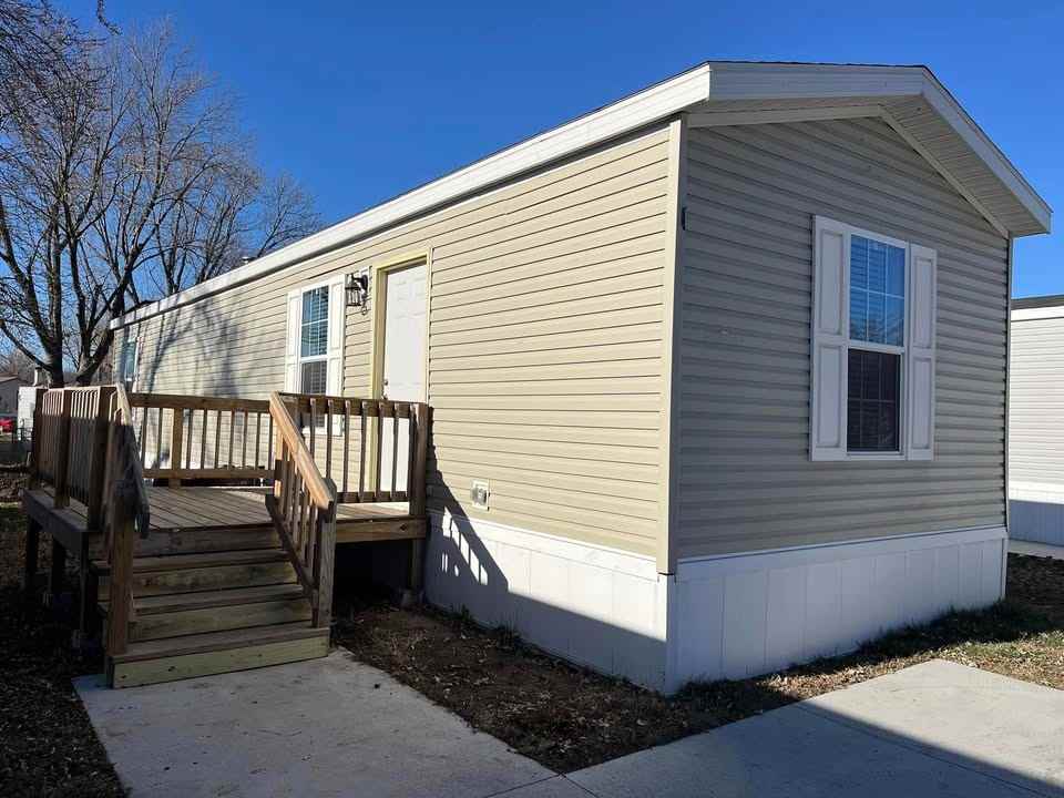 1915 Sw 12th St #128 - Photo 3 of 25