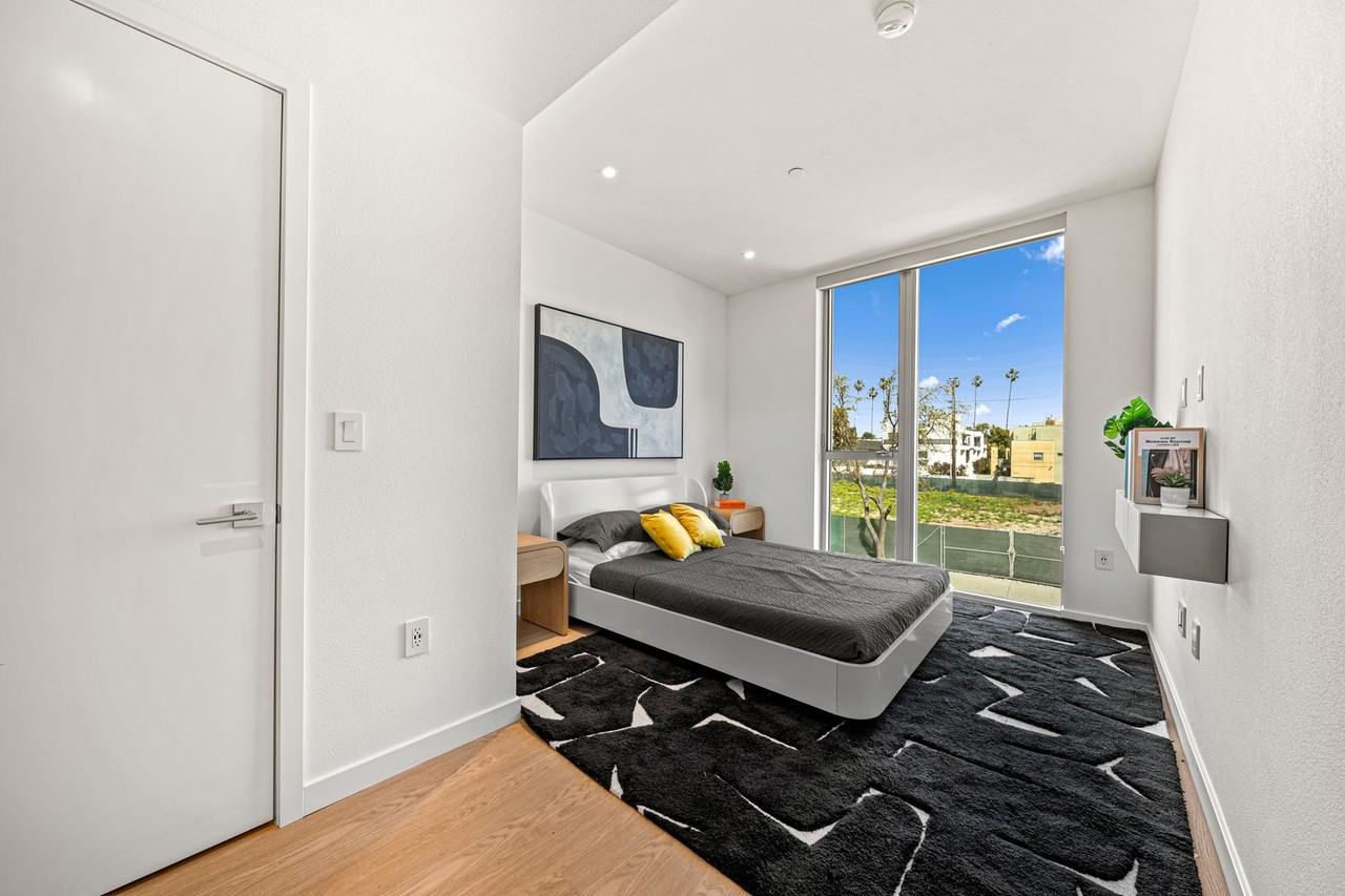 1550 Lincoln Boulevard Santa Monica, CA 90401 - Photo 4 of 15