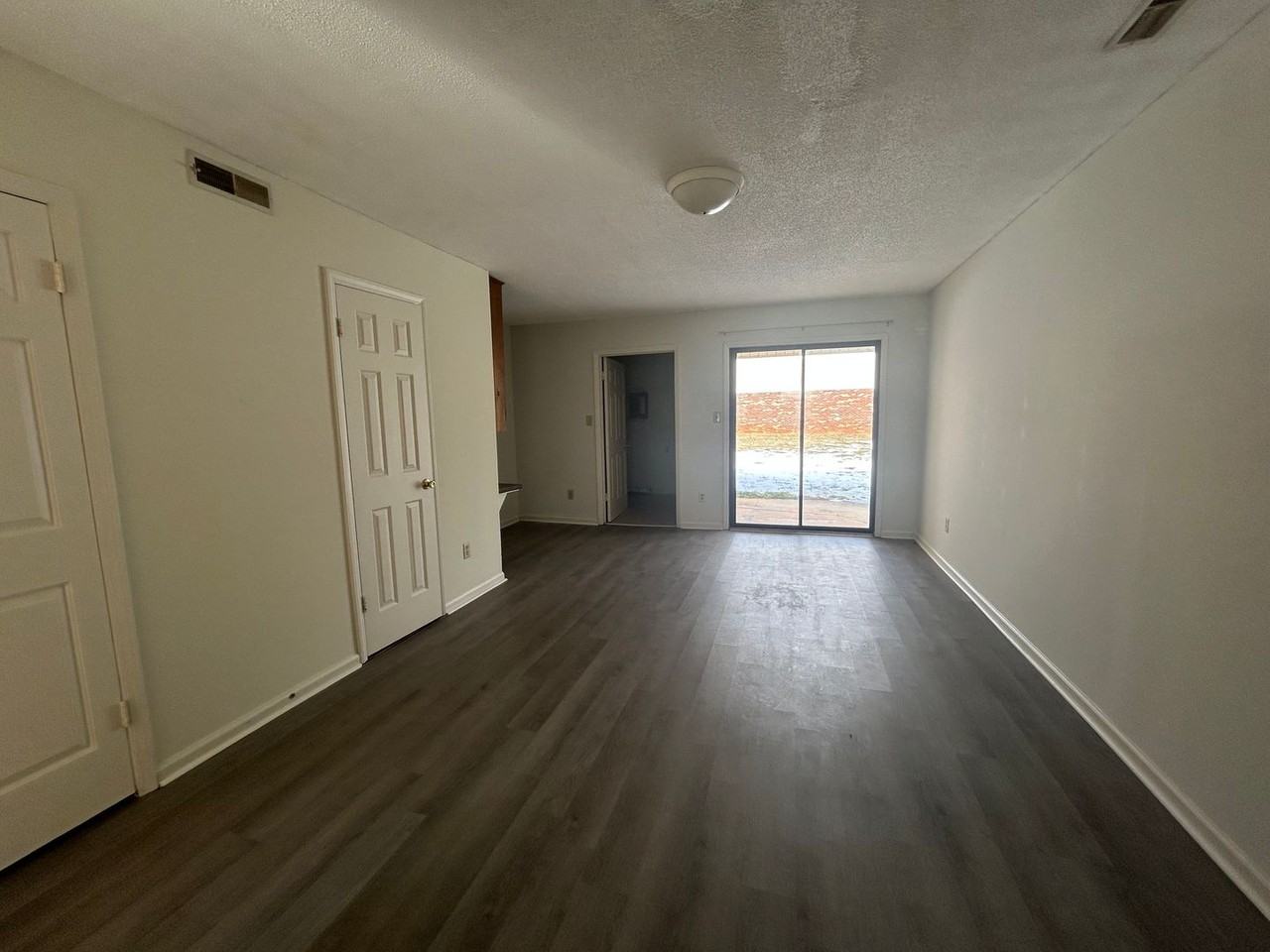 601 Timberline Dr - Photo 7 of 15