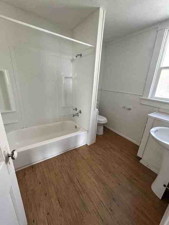 419 Macon Ave - Photo 7 of 12