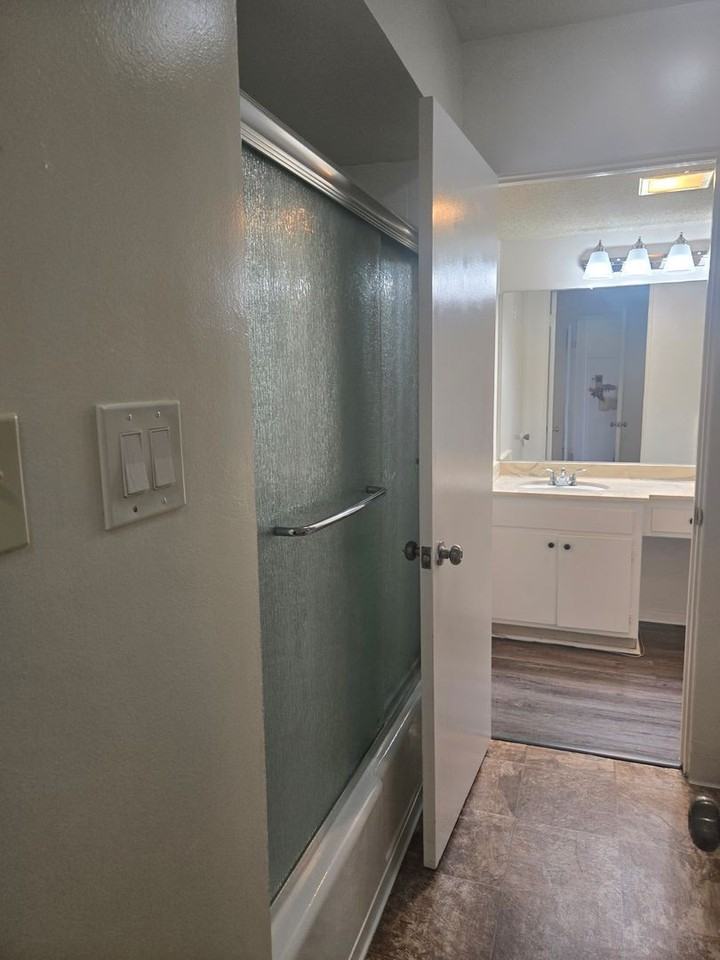 #149 - Photo 4 of 13