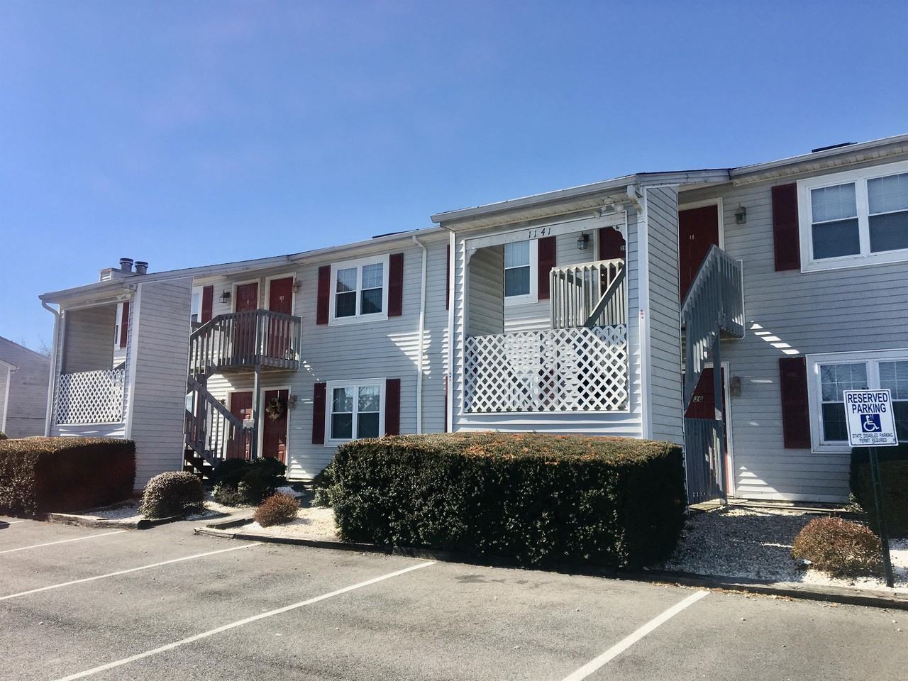 1141 Homestead Garden Ct #37
