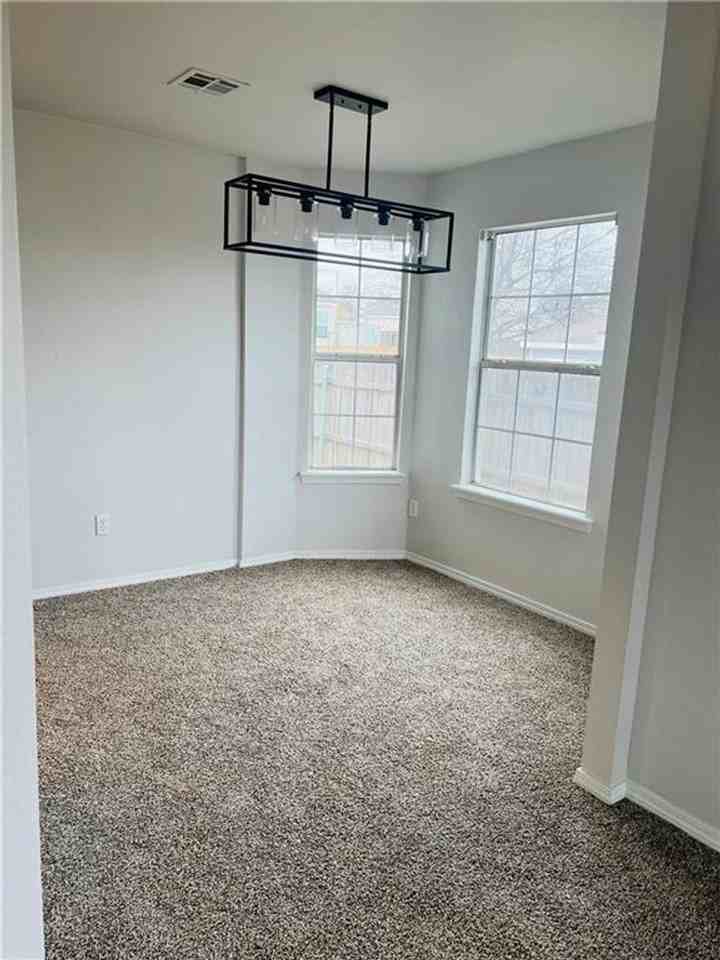 1044 Shadowlake Rd - Photo 6 of 15